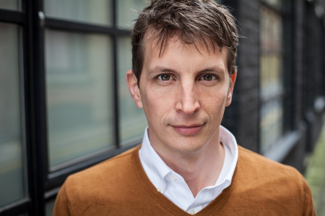 hallberg-author-photo_credit-mark-vessey